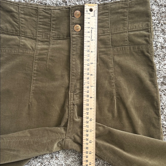 Like New! We The Free Jayde Corduroy Flare Pants Green in Size  27 - Picture 13 of 16